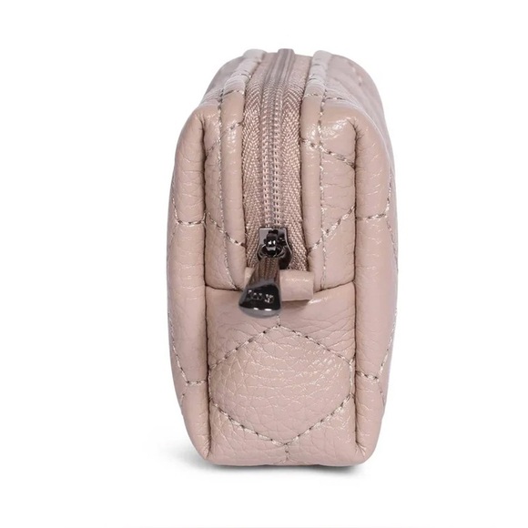 Lug Choo Choo Mini Classic VL Pill Box Case SAND NWT - Picture 3 of 8